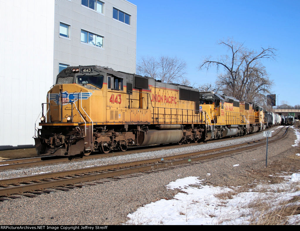 UP 4143